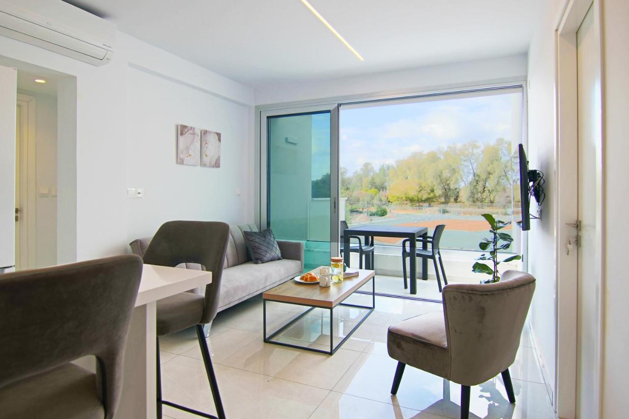 Phaedrus Living - Seaside Executive Flat Harbour 101 Apartment Paphos Ngoại thất bức ảnh