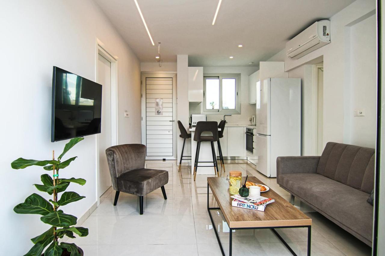 Phaedrus Living - Seaside Executive Flat Harbour 101 Apartment Paphos Ngoại thất bức ảnh